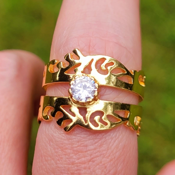 Ancient Hieroglyphs Diamond Gold Ring - Picture 6 of 11